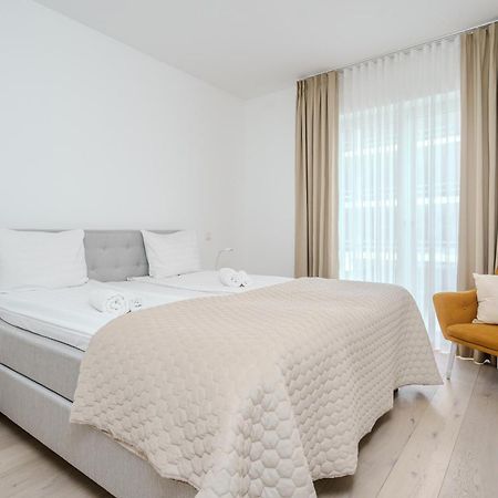 Dream Stay - 2 Porto Franco Apartments Near Old Town Tallinn Exterior photo